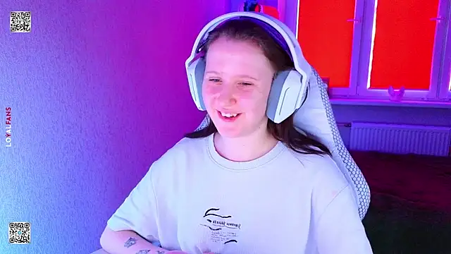 mon lola online show from 04/06/26, 11:11