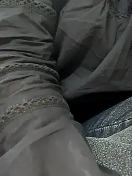 Red-Magic-25 online show from 11/06/25, 06:47