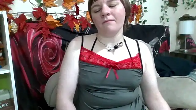 Snapshot of AverageRose chatting on 01/17/26, 10:53 AverageRose online show from 01/17/26, 10:53