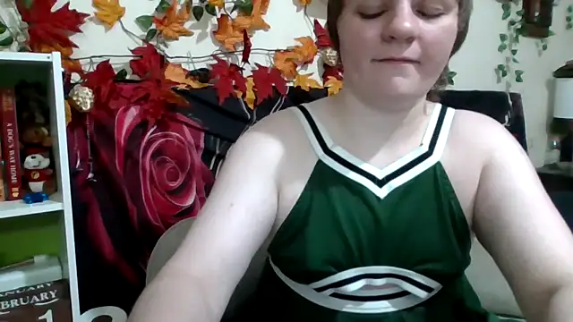 Snapshot of AverageRose chatting on 02/01/26, 11:03 AverageRose online show from 02/01/26, 11:03