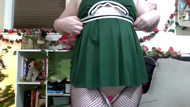 Snapshot of AverageRose chatting on 02/20/26, 06:26 AverageRose online show from 02/20/26, 06:26