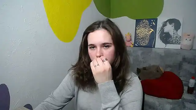 mini girly online show from 01/08/25, 02:35