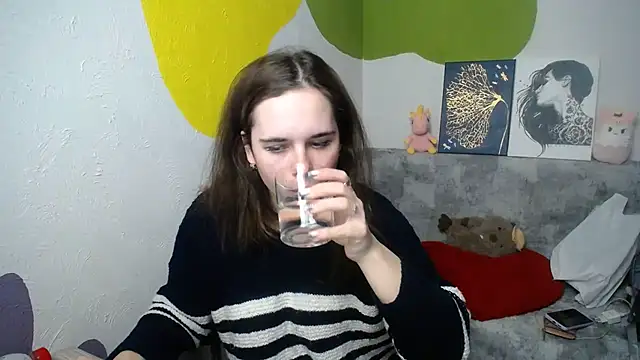 mini girly online show from 01/08/25, 05:59