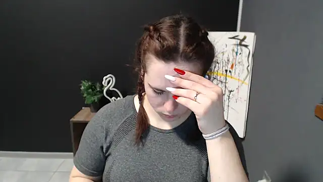 mini girly online show from 02/21/25, 01:55