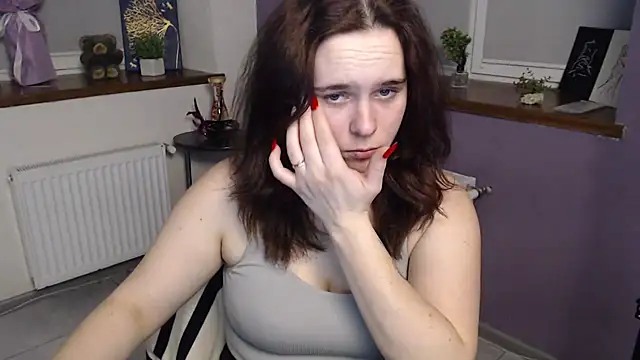 mini girly online show from 02/24/25, 11:54