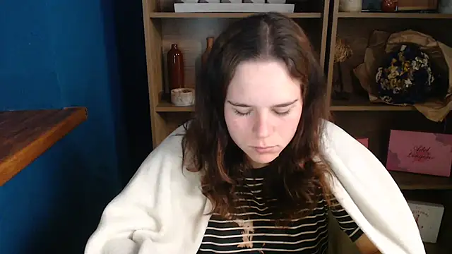 mini girly online show from 10/02/25, 06:53