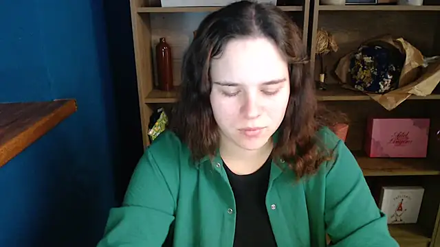 mini girly online show from 10/21/25, 02:29