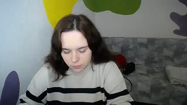 mini girly online show from 12/03/25, 01:20