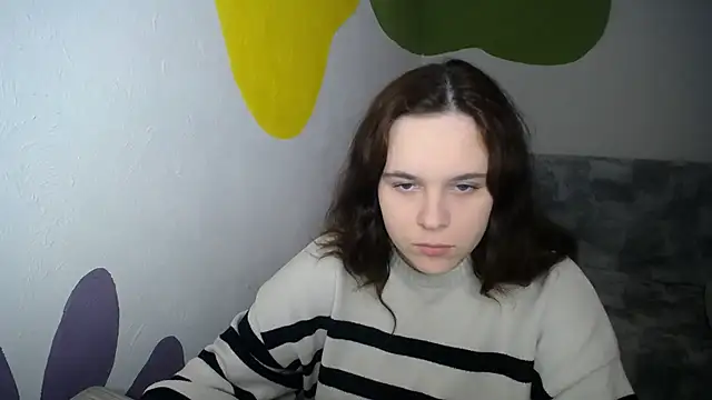 mini girly online show from 12/04/25, 01:09