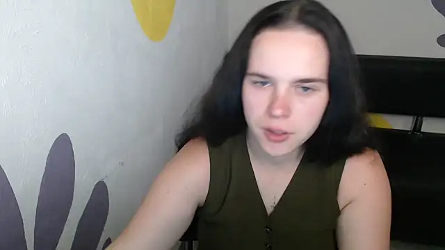 mini girly online show from 07/27/26, 10:22