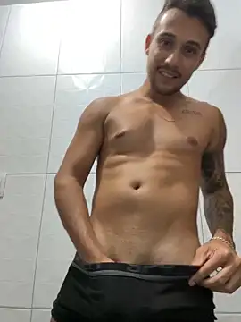carvalhofelipe online show from 01/08/25, 04:23