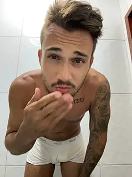 carvalhofelipe online show from 01/15/25, 09:20