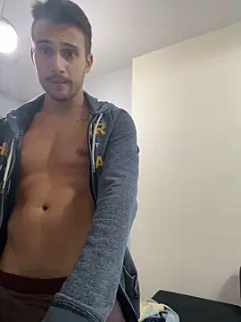 carvalhofelipe online show from 02/07/25, 01:47