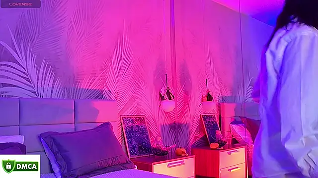 Emma plux online show from 11/02/25, 08:06