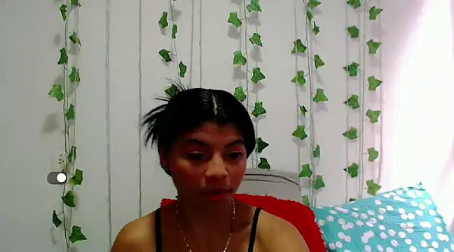 Snapshot of mia_grey01 chatting on 01/24/25, 11:59 mia grey01 online show from 01/24/25, 11:59