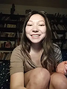 LoveFoxyQueen online show from 05/05/26, 10:18