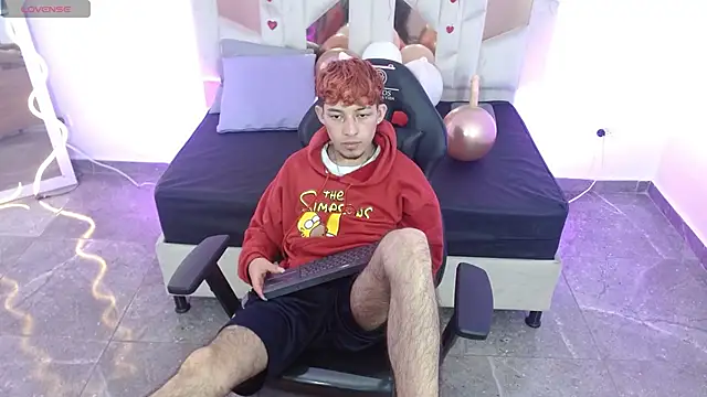 Axel tay online show from 02/21/25, 03:12