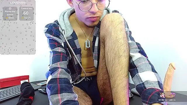 Axel tay online show from 03/07/25, 04:02