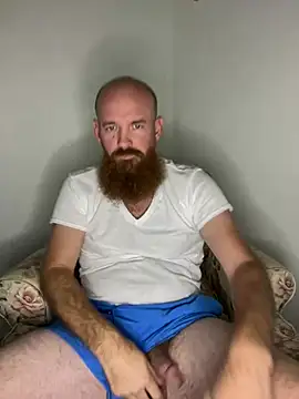 Snapshot of 32XRedBeard chatting on 01/06/25, 05:27 32XRedBeard online show from 01/06/25, 05:27