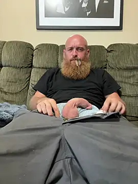 Snapshot of 32XRedBeard chatting on 07/07/26, 09:41 32XRedBeard online show from 07/07/26, 09:41