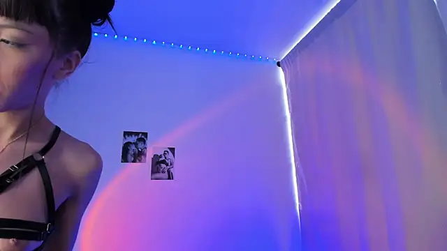 Snapshot of GABBYMORGAN chatting on 03/09/25, 12:09 GABBYMORGAN online show from 03/09/25, 12:09