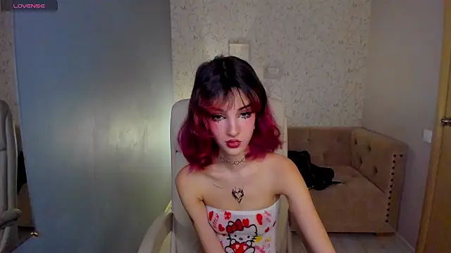 Snapshot of Ink__pleasure chatting on 01/19/25, 07:04 Ink pleasure online show from 01/19/25, 07:04