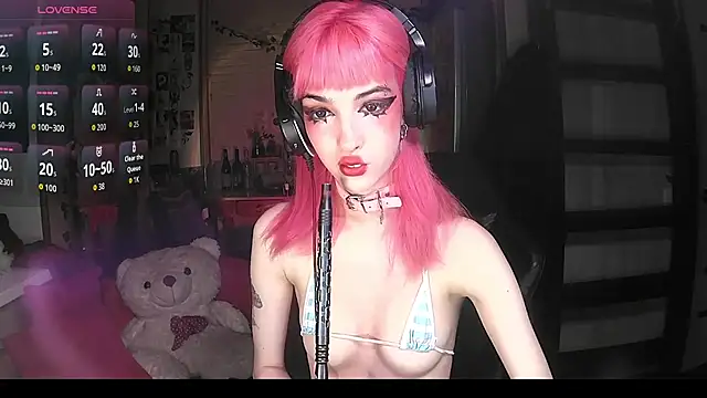 Snapshot of Ink__pleasure chatting on 10/10/25, 01:59 Ink pleasure online show from 10/10/25, 01:59