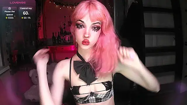 Snapshot of Ink__pleasure chatting on 10/25/25, 02:08 Ink pleasure online show from 10/25/25, 02:08