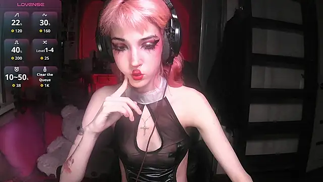 Snapshot of Ink__pleasure chatting on 11/06/25, 01:50 Ink pleasure online show from 11/06/25, 01:50