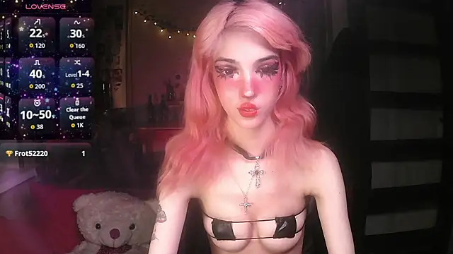 Snapshot of Ink__pleasure chatting on 11/14/25, 01:15 Ink pleasure online show from 11/14/25, 01:15