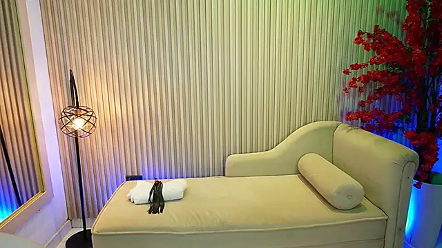 Snapshot of Emma_Walkerr_ chatting on 09/25/25, 07:06 Emma Walkerr online show from 09/25/25, 07:06