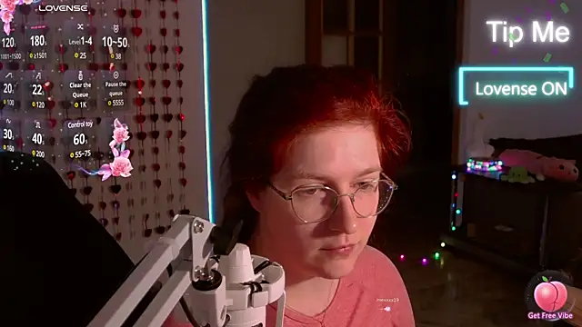 LesyaOxi online show from 02/08/25, 06:43