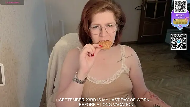 LesyaOxi online show from 09/12/25, 08:36