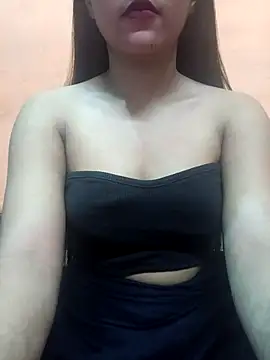 Snapshot of Eisha_20s chatting on 01/21/25, 12:29 Eisha 20s online show from 01/21/25, 12:29