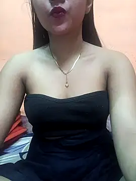 Snapshot of Eisha_20s chatting on 02/14/25, 07:38 Eisha 20s online show from 02/14/25, 07:38