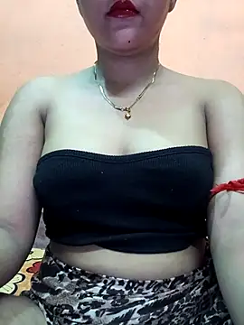 Snapshot of Eisha_20s chatting on 09/11/25, 10:21 Eisha 20s online show from 09/11/25, 10:21