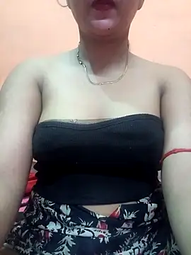 Snapshot of Eisha_20s chatting on 09/28/25, 12:16 Eisha 20s online show from 09/28/25, 12:16