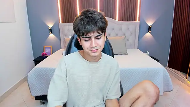 Tommy18   online show from 02/03/26, 06:40