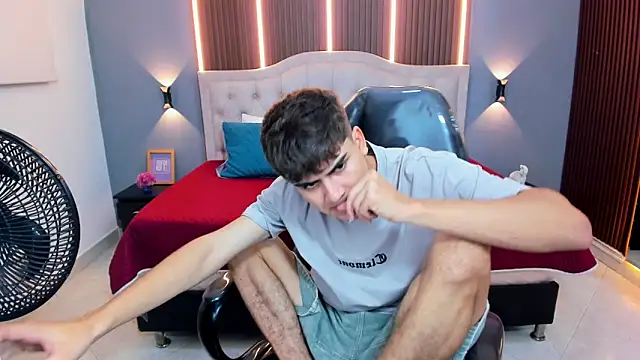 Tommy18   online show from 02/12/26, 03:23