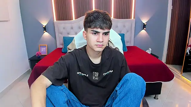 Tommy18   online show from 02/13/26, 03:35