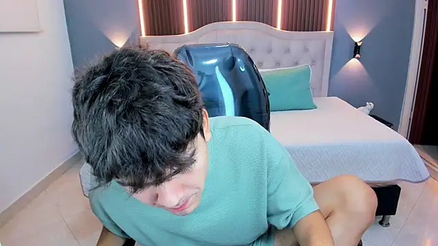 Tommy18   online show from 03/20/26, 03:33