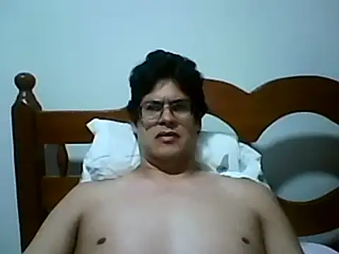 Snapshot of AgneloFly chatting on 01/13/25, 11:38 AgneloFly online show from 01/13/25, 11:38