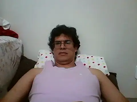 Snapshot of AgneloFly chatting on 05/05/26, 03:03 AgneloFly online show from 05/05/26, 03:03