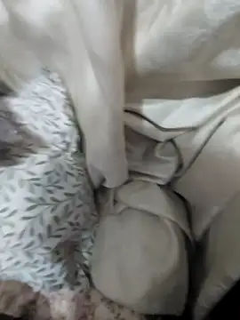 nonalona199999 online show from 12/02/25, 12:05