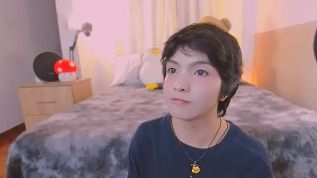 AllanYong18 online show from 03/18/26, 04:15