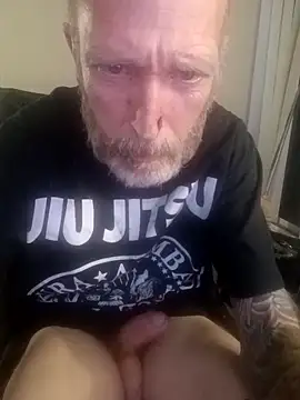 Snapshot of filthymind619 chatting on 10/11/25, 11:47 filthymind619 online show from 10/11/25, 11:47