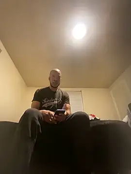 Snapshot of MrDaddyBbSnake chatting on 02/25/25, 11:33 MrDaddyBbSnake online show from 02/25/25, 11:33