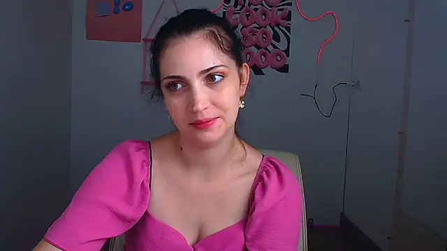 Snapshot of Amalia_amor chatting on 07/03/26, 05:47 Amalia amor online show from 07/03/26, 05:47