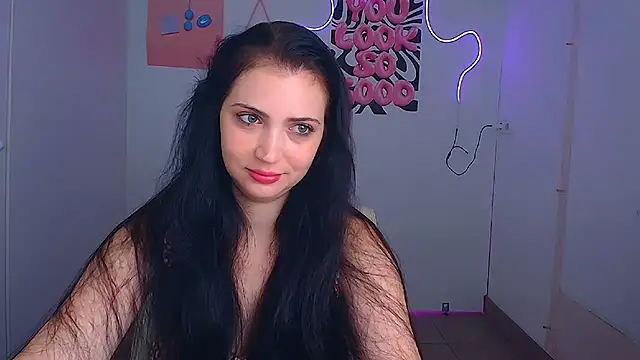 Snapshot of Amalia_amor chatting on 07/15/26, 05:56 Amalia amor online show from 07/15/26, 05:56