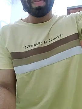 TOPMOON001 online show from 09/10/25, 12:49